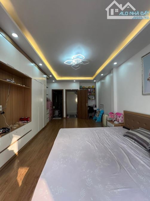 Bán nhà 5 tầng ĐẸP TĐC Xi Măng, Sở Dầu, Hồng Bàng, Hải Phòng. 4,65 tỷ - 6