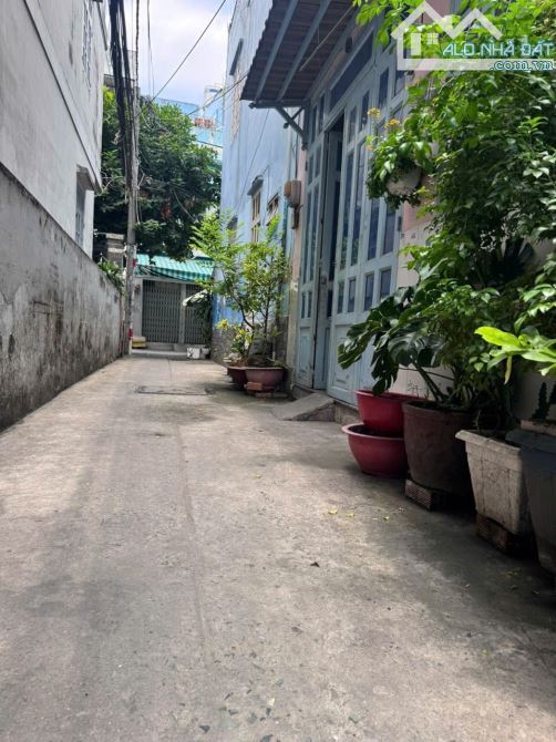 TÂY THẠNH, ĐƯỜNG T - LÊ TRỌNG TẤN -GẦN AEON, HẺM XE HƠI,  NHÀ 2 TẦNG MỚI ĐẸP - 32M2- 3.55 - 6