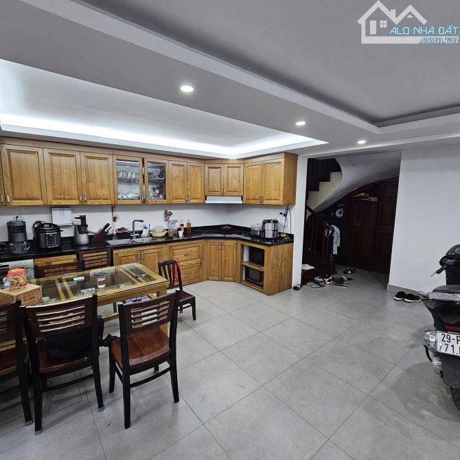 BÁN NHÀ MẶT NGÕ LÔ GÓC 2 THOÁNG 14,7 TỶ 42m 5 TẦNG MT 13m Ô TÔ ĐỖ XUÂN ĐỈNH BẮC TỪ LIÊM - 6