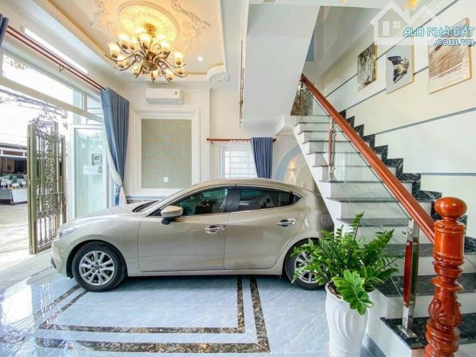 NHÀ TRỆT HAI LẦU PHONG CÁCH TÂN CỔ ĐIỂN  TRỤC CHÍNH HẺM 876 TRẦN NAM PHÚ - THÔNG RA ĐƯỜNG - 6