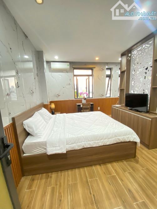🔥TÒA CĂN HỘ 7 PHÒNG FULL NỘI THẤT –   SÁT BIỂN MỸ KHÊ – DOANH THU 50TR/THÁNG -NHỈNH 11 TỶ - 6