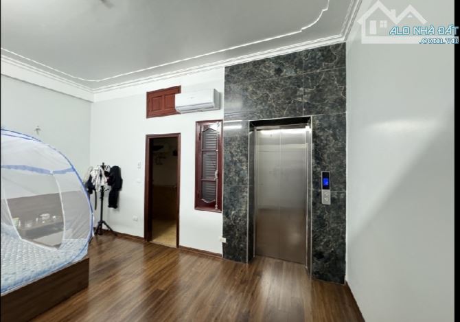 BÁN Nhà Mặt Phố Trạm/ 42 Tỷ/103 M2/6 Tầng/5.5 Mt - 6