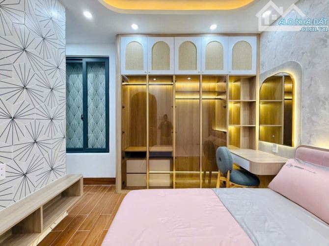 Bán nhà Nguyễn Văn Khối, 4 tầng, 4PN phường 8, Gò Vấp, giá 5.95 tỷ TL - 6