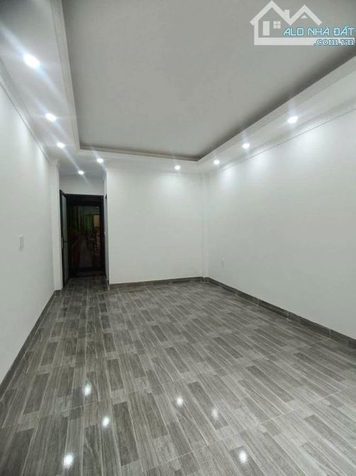 Bán nhà Lô Góc phố Hoàng Mai, 32m, 5 tầng, thang máy, ngay sát Hồ Đến Lừ, Trương Định. - 7