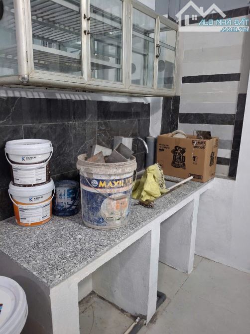 Phòng trọ Xuân Đỉnh cấp 4 gác xép với 28m2 đủ đồ giá 2,5tr /th - 7