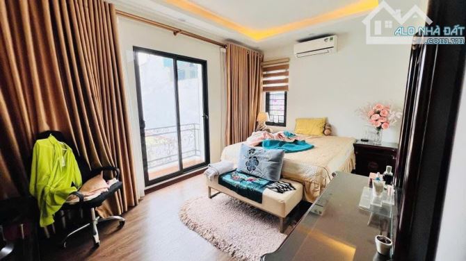 BÁN NHÀ 5 TẦNG THANG MÁY - LÔ GÓC - GARA Ô TÔ PHỐ NGỌC THUỴ. DT: 55M. MT: 5m. Giá 13,5 Tỷ. - 7