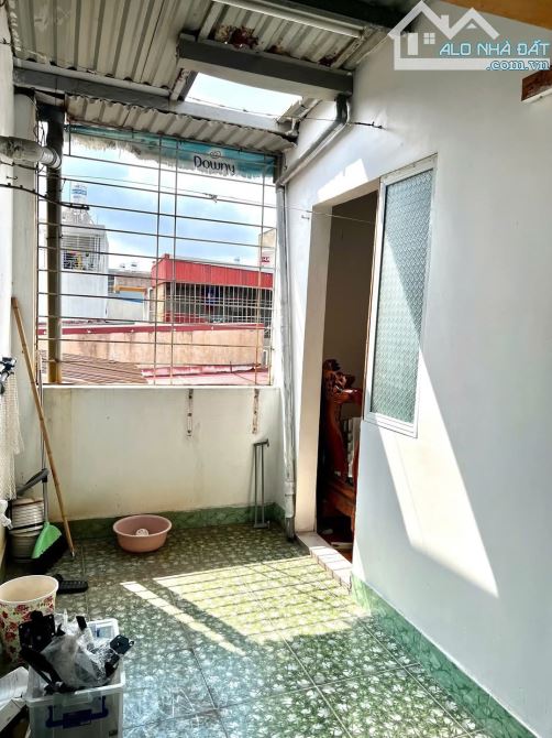 🍀 Cần bán nhà 3 tầng tại Nguyễn Tường Loan, Nghĩa Xá, Lê Chân.  🌿Giá 2 ty600tr - 7