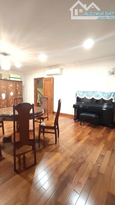 Biệt thự góc 3 mặt tiền Nguyễn Thành Ý 260m2, 13x20m, 4 tầng, 139 tỷ - 7