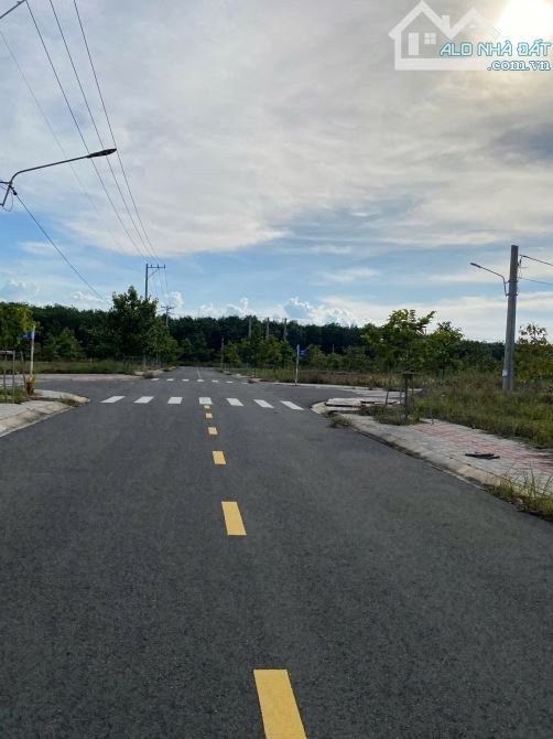 Mở bán DA Central Point - Bàu Bàng. Giá chỉ từ 2 tỷ 250 / 75m2. Sổ riêng từng nền - 7