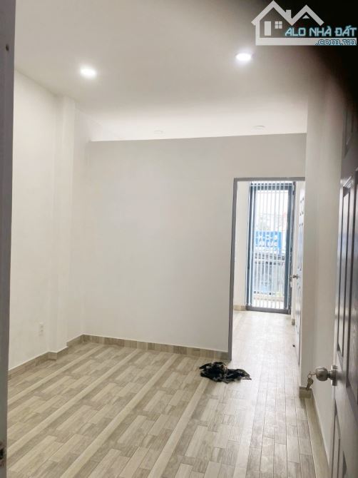 MẶT TIỀN KINH DOANH NGÀY ĐÊM – NHÀ 3 TẦNG – NGÔ CHÍ QUỐC, THỦ ĐỨC - 60M2 - CHỈ 4.6 TỶ - 7