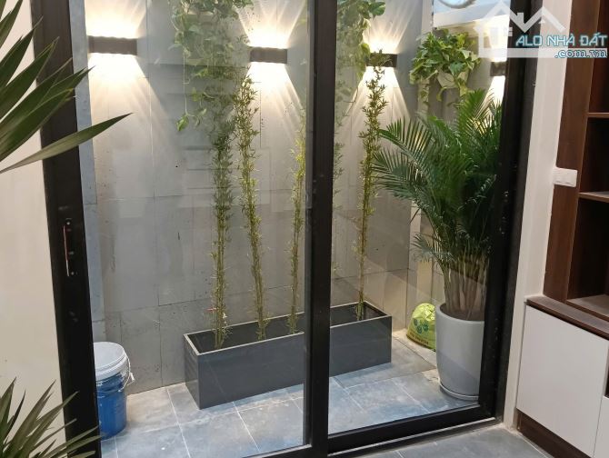 Hạ 1 tỷ nhà 50m ra phố Lạc Long Quân Cầu Giấy ngõ to thông 5T 48m2 MT 5.2m đủ nội thất - 7