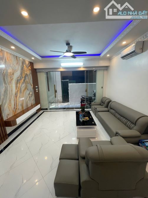🌟 SIÊU PHẨM PHẠM VĂN ĐỒNG - NHÀ MỚI ĐẸP - FULL NỘI THẤT - GẦN ĐẠI HỌC - SỞ HỮU NGAY! 🌟 - 7