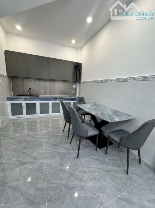 HẺM 1/ GIÁP GÒ VẤP KẾ BÊN CHỢ TÂN TRỤ💥 RA SÂN BAY 7P💥2TẦNG 2PN 2WC CHỈ 3,8Tỷ💥 - 7