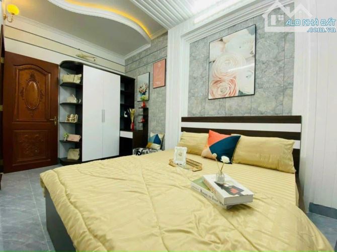 NHÀ TRỆT HAI LẦU PHONG CÁCH TÂN CỔ ĐIỂN  TRỤC CHÍNH HẺM 876 TRẦN NAM PHÚ - THÔNG RA ĐƯỜNG - 7