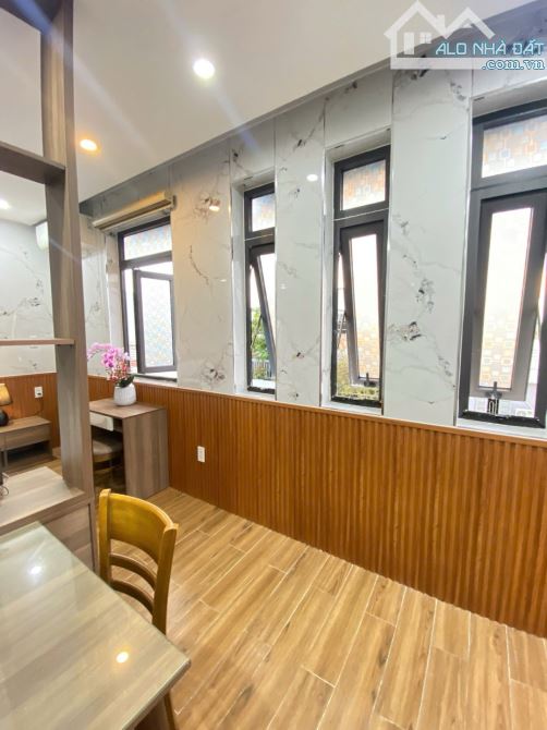 🔥TÒA CĂN HỘ 7 PHÒNG FULL NỘI THẤT –   SÁT BIỂN MỸ KHÊ – DOANH THU 50TR/THÁNG -NHỈNH 11 TỶ - 7