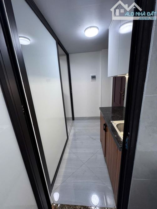 Cho Thuê CCMN 204 Trần Duy Hưng Cầu Giấy 30m2 Studio Gác Xép Ban Công Cửa Sổ Giặt Riêng TM - 7
