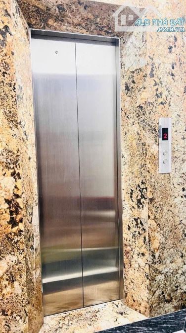 BÁN NHÀ 5 TẦNG THANG MÁY - LÔ GÓC - GARA Ô TÔ PHỐ NGỌC THUỴ. DT: 55M. MT: 5m. Giá 13,5 Tỷ. - 8