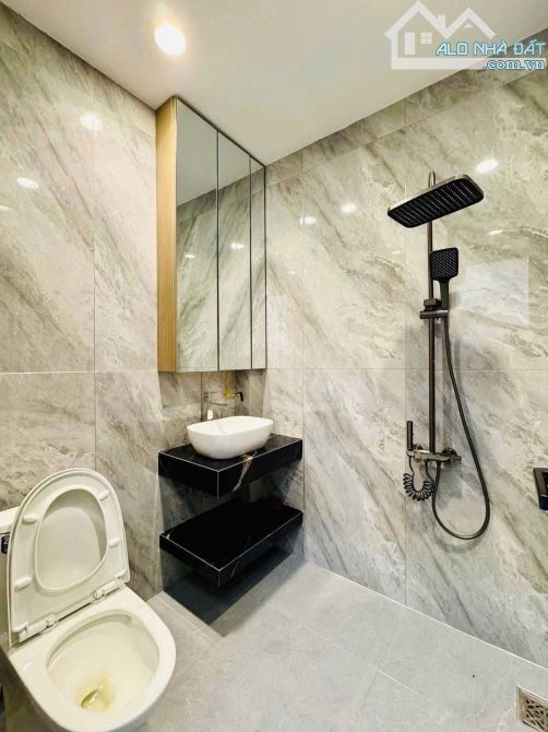Nhà Hẻm OTO Đường Nguyễn Thái Sơn, Gò Vấp, 64m2, Sổ Hồng Riêng, Giá 4 Tỷ 330. HĐ Thuê 17Tr - 8