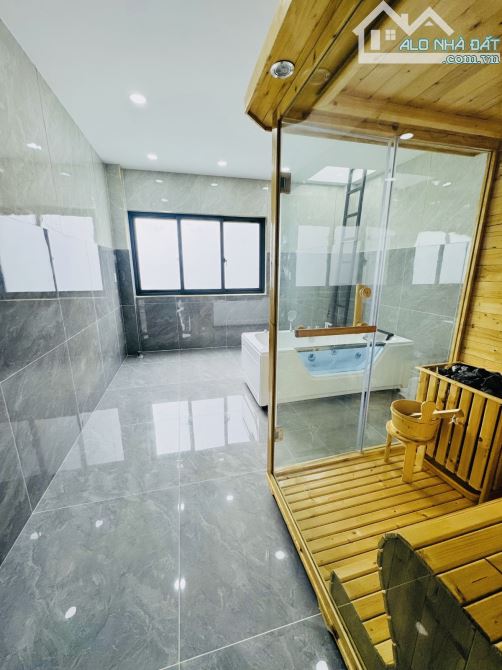 Bán Nhà Tân Thới Hiệp Q12 - 61M2 (4.2 x15 ) - 5Tầng - Hẻm HXH -  Chỉ 6,468 Tỷ. - 8