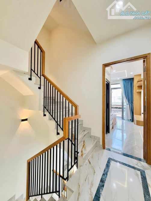 Đi nước ngoài định cư, bán gấp nhà ngay Khuông Việt, Tân Phú. Giá: 2 Tỷ 850 / 52m2. SHR - 8