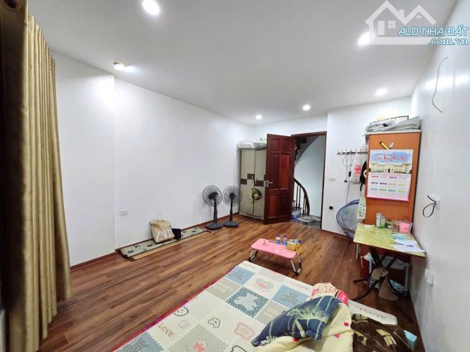 Hạ Đình - 30m2* 5 tầng - MT 4.2 - 7.5 tỷ - Ngõ nông - Gần phố - Nhà đẹp ở ngay - 8