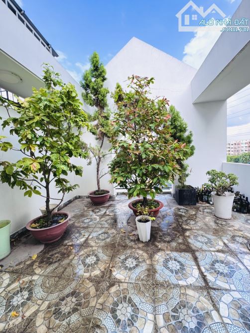 Phạm Văn Đồng -P13- Bình Thạnh-4 tầng mới- 83m2(4.4x18)- hẽm ô tô - 8