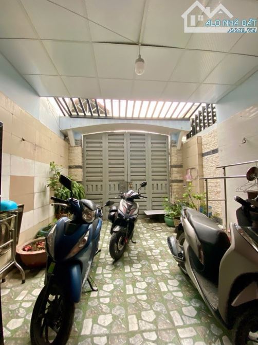 NHÀ XINH LUNG LINH NGAY ĐƯỜNG SỐ 3 BÌNH HƯNG HÒA BÌNH TÂN DT4x19  , 4tần  hẻm xe hơi - 8