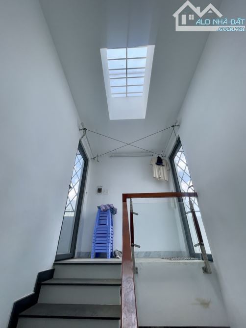 NHÀ ĐẸP TẶNG TOÀN BỘ NỘI THẤT- NGAY BỆNH VIỆN BÌNH TÂN- HƯƠNG LỘ 2 -DT: 4*16.5M- 6.4 TỶ - 8