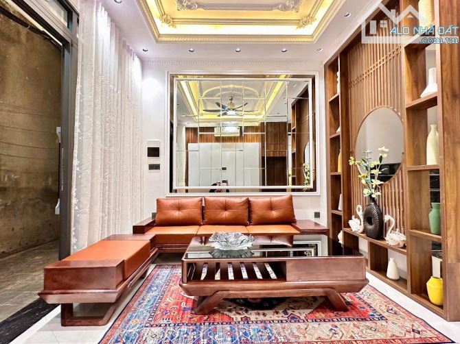 Hạ 500tr nhà Yên Hòa Cầu Giấy mới tinh ngõ to 5T 33m2 MT 4.6m đủ nội thất ở luôn 7.98 tỷ - 8