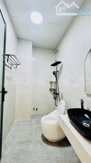 NHÀ ĐẸP HIỆN ĐẠI CÓ KHÔNG GIAN XANH KHU TIỆN ÍCH ĐƯỜNG MÊ LINH P9 ĐÀ LẠT - 8
