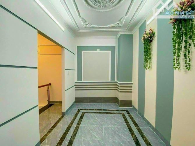 NHÀ TRỆT HAI LẦU PHONG CÁCH TÂN CỔ ĐIỂN  TRỤC CHÍNH HẺM 876 TRẦN NAM PHÚ - THÔNG RA ĐƯỜNG - 8
