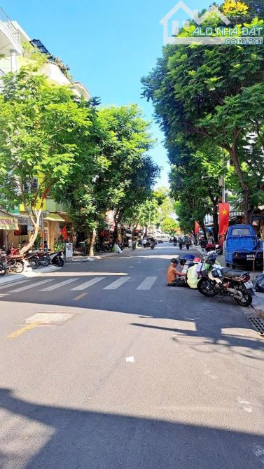 CỰC HIẾM! Nhà (NH5.4m) hẻm 235 Cao Văn Lầu - Mai Xuân Thưởng Quận 6 - 8