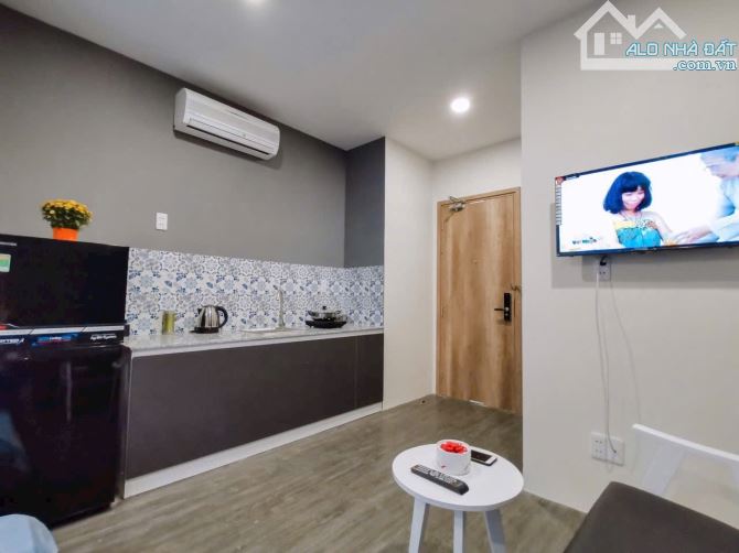 PHÒNG 38m2 CỬA SỔ TRỜI - XA BẾP- BÌNH THẠNH GẦN QUẬN 1, QUẬN 3, QUẬN 2 - 9