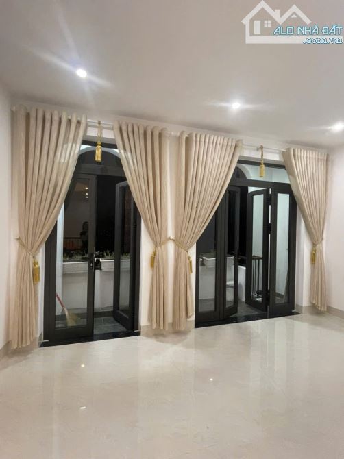 Mở bán Căn  Happy House Thu Bồn 2 tầng Full nội thất xịn chỉ 3,xx tỷ - 9