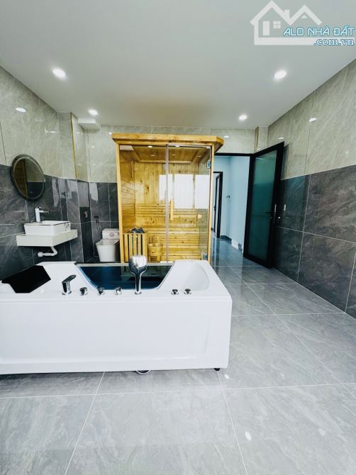 Bán Nhà Tân Thới Hiệp Q12 - 61M2 (4.2 x15 ) - 5Tầng - Hẻm HXH -  Chỉ 6,468 Tỷ. - 9