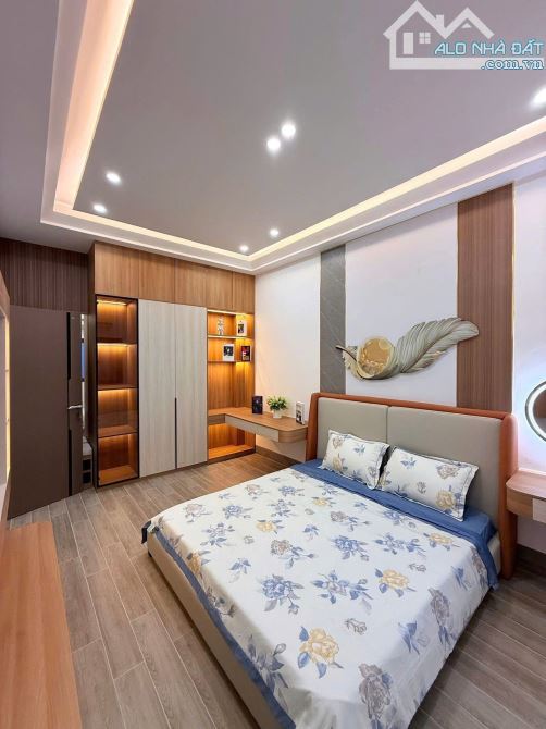 2,85 TỈ, NHÀ MỚI 100%,NHÀ RỘNG 5X30M 1TRỆT 2LẦU, ĐƯỜNG RỘNG 7m SỔ HỒNG RIÊNG,THỦ DẦU MỘT - 9