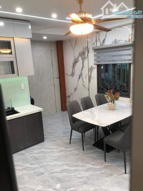 Bán căn 2 góc mặt tiền phường hiệp thành q12  4.5x15m , giá: 6 tỷ 45 còn TL - 9