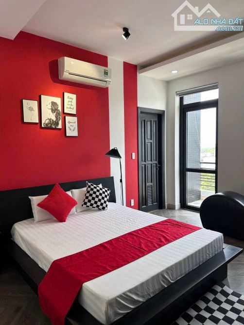 CG.BÁN TOÀ NHÀ KHÁCH SẠN 24P ,mặt tiền đường hoàng hữu nam ,tp.thủ đức, 304m2- giá - 40ty - 9