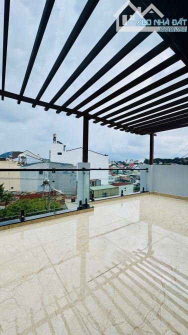 Bán căn nhà mới xây Mê Linh - Phường 9 Đà Lạt 🔥134m- 1 trệt 2 lầu-5P ngủ - 9