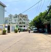 Hẻm 10m, sát MT Dương Quảng Hàm, 1 sẹc Ngang 5m, 9.8 T.ỷ