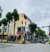 Cho thuê nhà góc 2 mặt tiền đường Nguyễn Văn Linh và Phạm Văn Nghị, Phú Mỹ Hưng, Q7