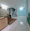 Bán nhà đẹp ở luôn 40m2, 5 tầng giá 8.8 tỷ. Nằm ngay gần Ngã tư Võ Chí Công, Tây Hồ