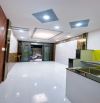 Sát mặt tiền Hoàng Diệu Q4  Diện tích sử dụng 70m2 HƠN 4 TỶ