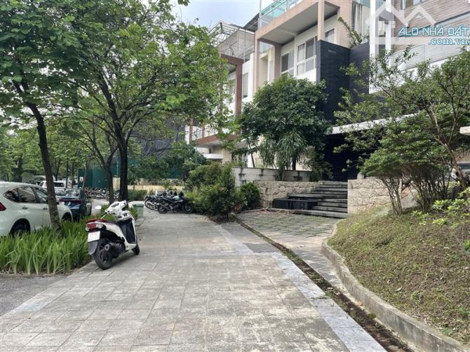 Bảng hàng biệt thự vip   khu đô thị Ciputra giá từ 47 tỷ đến 228 tỷ - 3