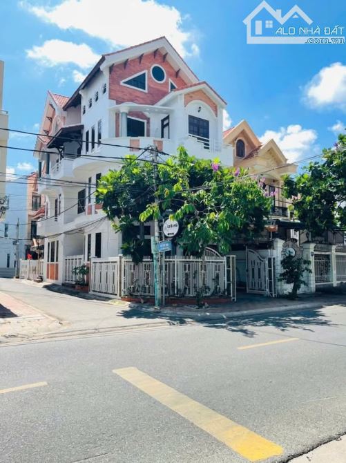 BÁN BIỆT THỰ ĐƯỜNG PHAN CHU TRINH, TP VŨNG TÀU ( DT: 7m x 20m = 147m2) GIÁ 27 TỶ