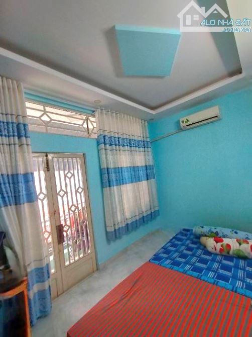 BÁN NHÀ ĐẸP SÁT KÊNH THA.M LƯƠN.G - AEO.N MA.LL TÂ.N PH.U - ĐƯỜNG XE TẢI - ( 4X13M )