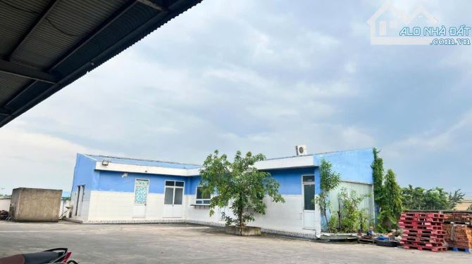 Cho thuê nhà xưởng 4000m2, tại Phước Tân, Biên Hòa, Đồng Nai, giá thuê 150tr/tháng.