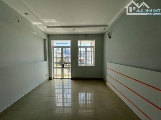 NHÀ Ở 3 ĐỜI ADV, QUẬN 6 - 3 TẦNG - GẦN 60M2- 4PN- NHỈNH 5 RẺ ƠI LÀ RẺ