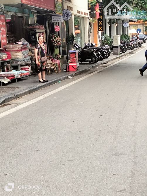 Bán đất Gia Lâm đường Dương Quảng dt 54,2m, Mt 5,82m, lô góc, trước đất ô tô tránh, chỉ 3,