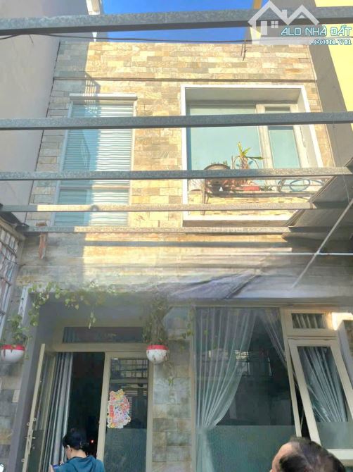 ✅ ✅ Nhà cho thuê gần Trường Cao Đẵng Điện Lực- tx 33  phường Thạnh Xuân quận 12 
👉 Đường